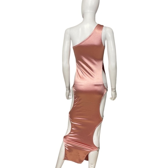 One Shoulder Sexy Cut Out Dress
New - Picture 4 of 6